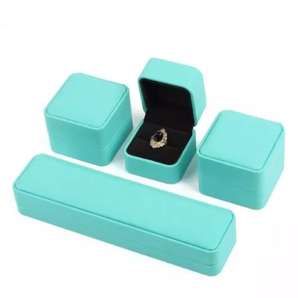 Teal FA Leather Silver Line Diamont Ring Box - Picture 8 of 17